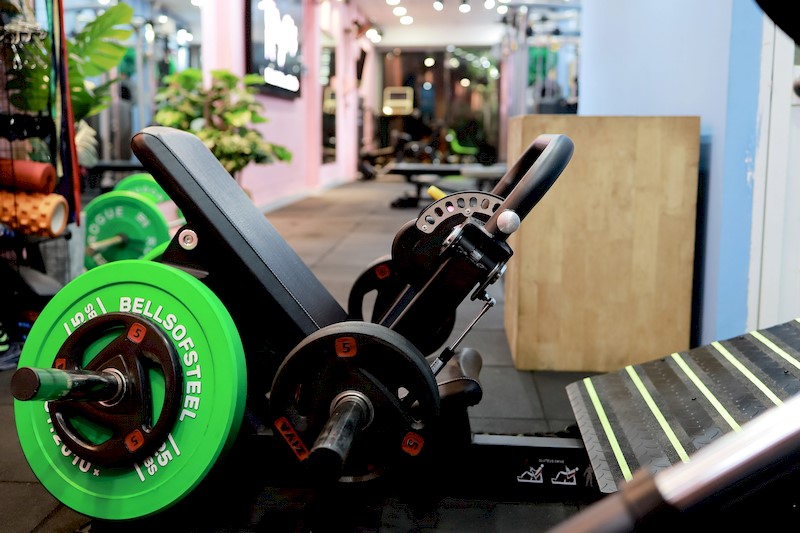 Thiết bị chuyên dụng độ mông cho nữ (Máy Hip Thrust)